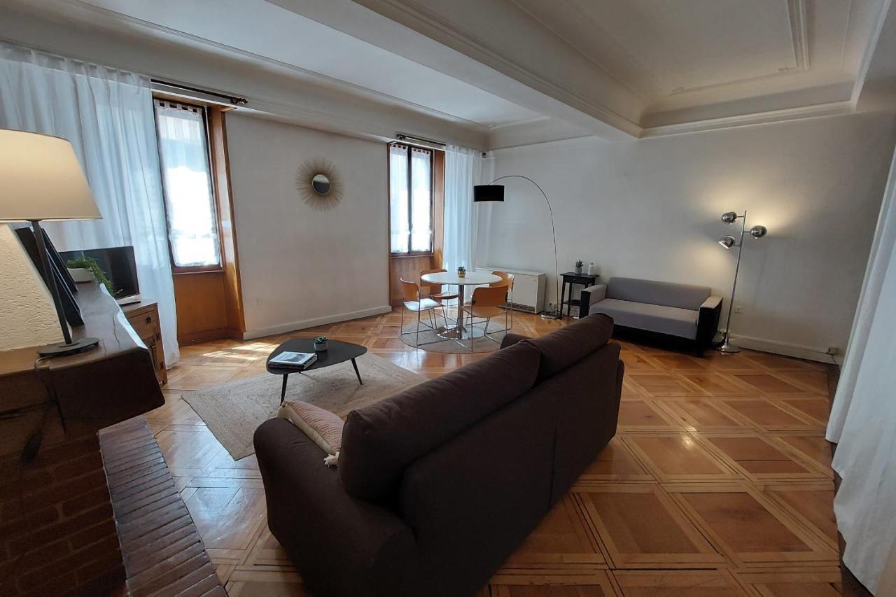 Le Vintage - appartement en plein coeur de la Vieille Ville Annecy Extérieur photo